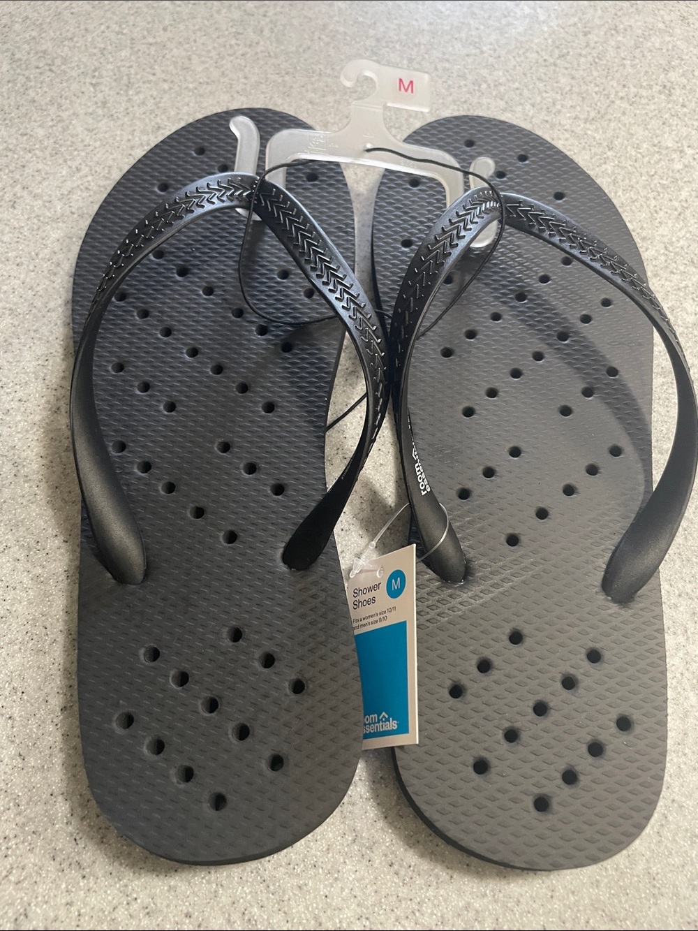 Room Essentials Black Shower Flip Flops